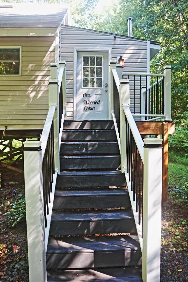 Our Private Wooded Cabin Chatham Exterior foto