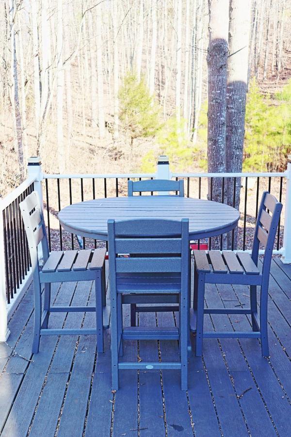 Our Private Wooded Cabin Chatham Exterior foto